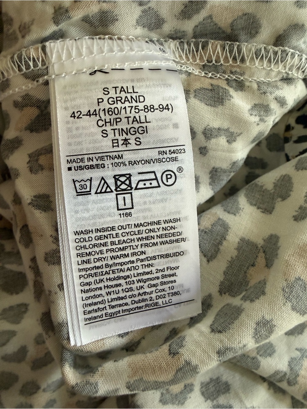 Gap V-Neck Dolman Sleeve Leopard Print Dress Size Small Tall - Picture 6 of 9